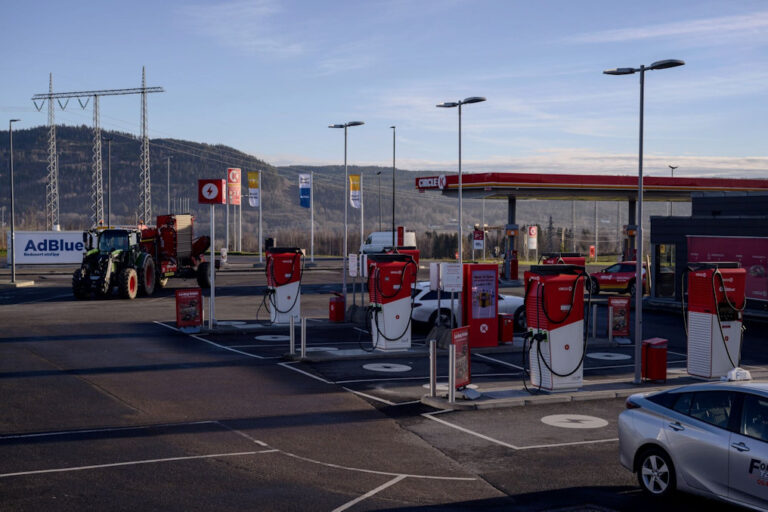 Bloomberg – This Is What the World’s First All-EV Car Market Looks Like