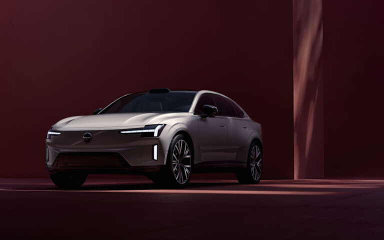 Volvo officially announce the fully electric Volvo ES90